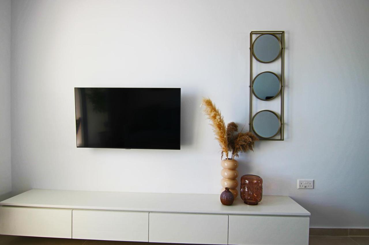 Apartmán Phaedrus Living: Seaview Luxury Flat Limnaria 151 Paphos Exteriér fotografie