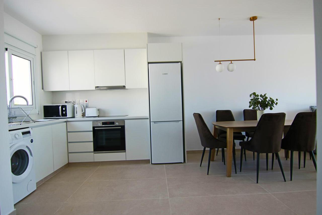 Apartmán Phaedrus Living: Seaview Luxury Flat Limnaria 151 Paphos Exteriér fotografie
